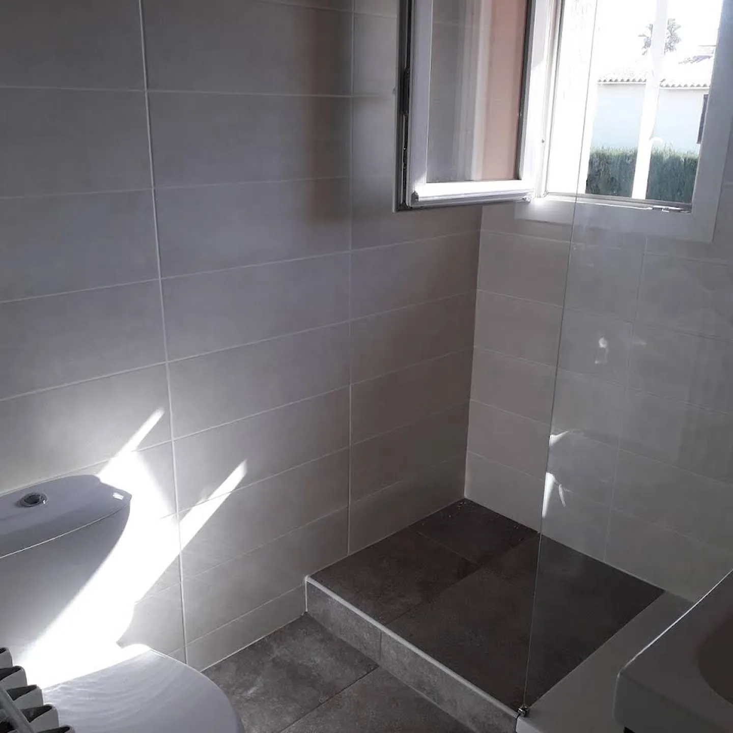 Photo de Bati Plomberie, Plombier à Perpignan